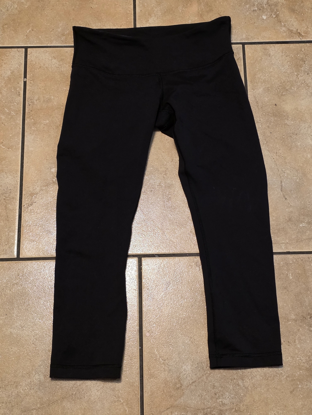 lululemon athletica Black Capri Leggings with High Waist